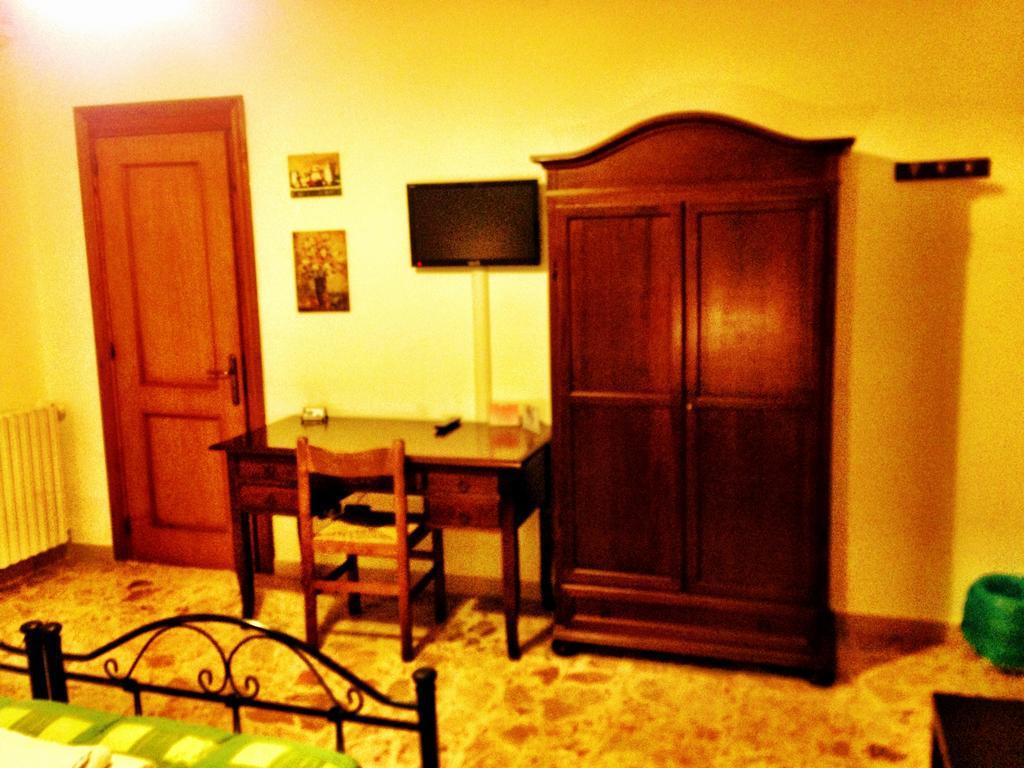 B&B Casa Bianca Таранто Номер фото